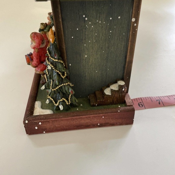 Wooden San Francisco Music Box Company House Plays Santa Claus is Coming to Town - Picture 10 of 11